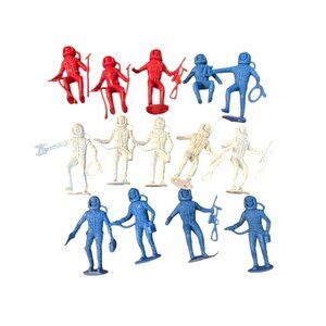 1970's Louis Marx Vintage Toy Plastic Astronaut Space Man 2 In Lot Of 14